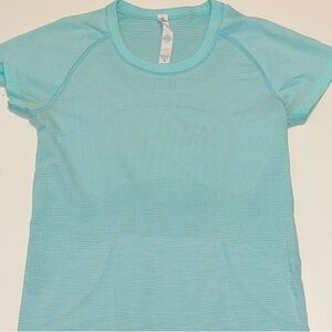 Lululemon Athletica Sky Blue Short Sleeve Tee